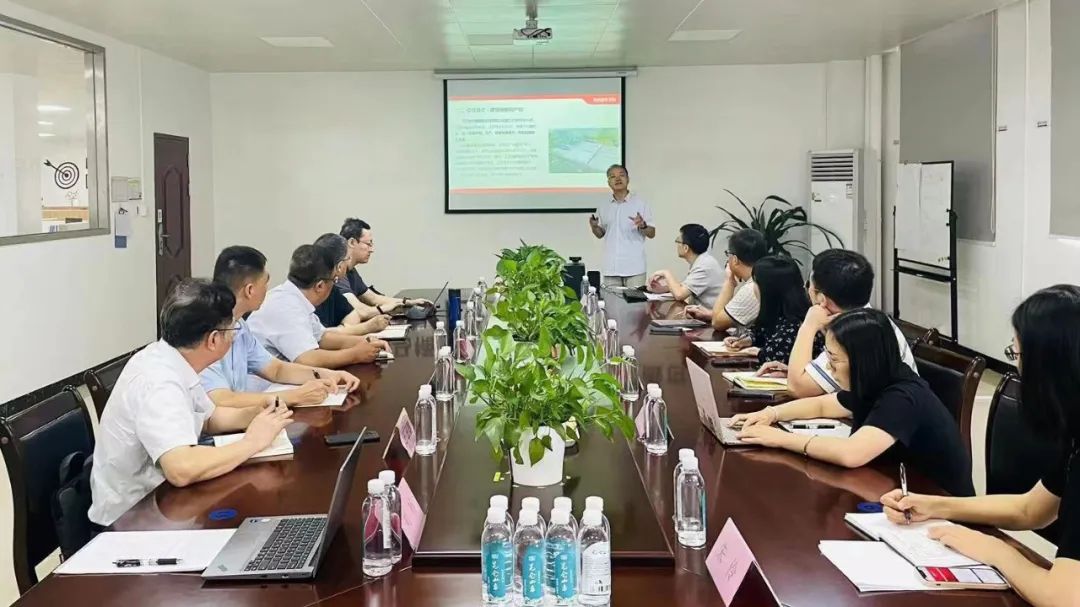 1695372059565591.jpg 助力實現雙碳目標|建材行業碳排放解剖“麻雀”課題組赴東鵬基地調研3.jpg