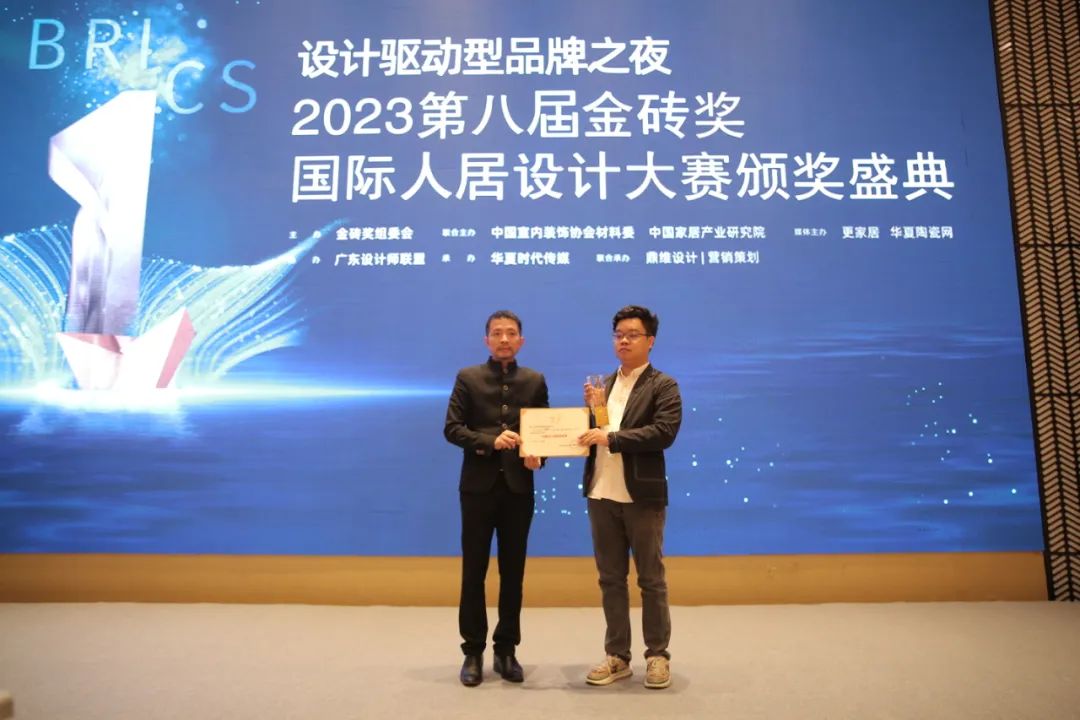 1697361375972672.jpg 640 (20).jpg