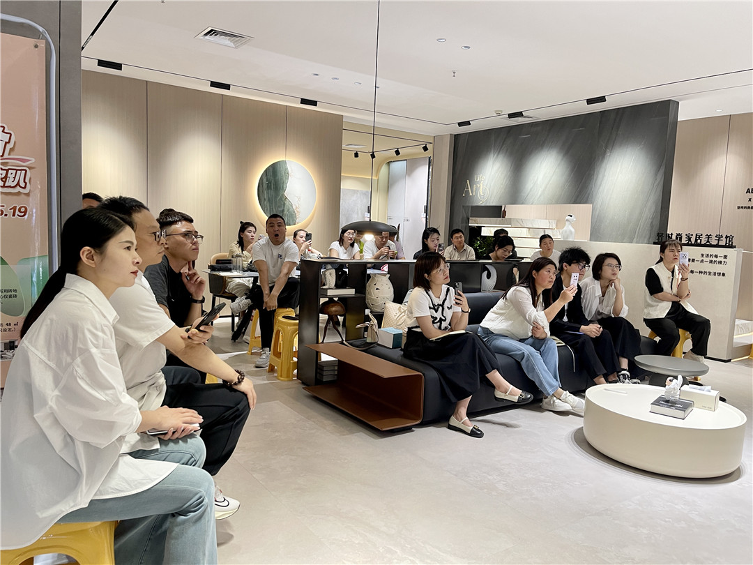 1716430075819102.jpg 02.jpg