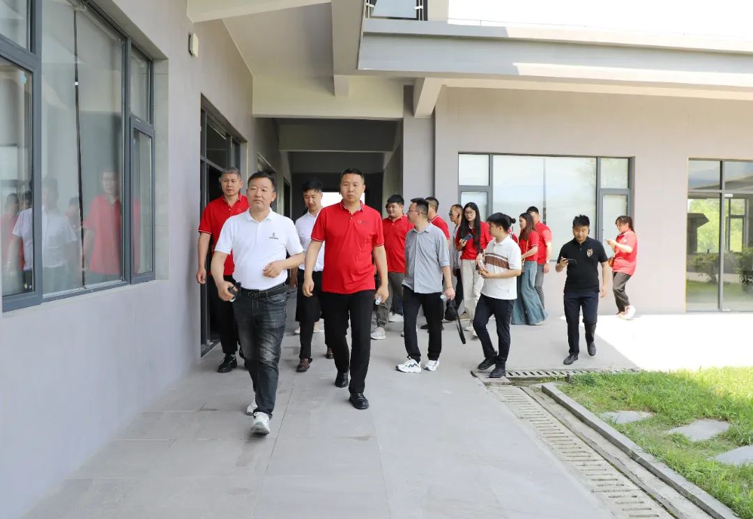 1716863818580329.jpg 3.jpg